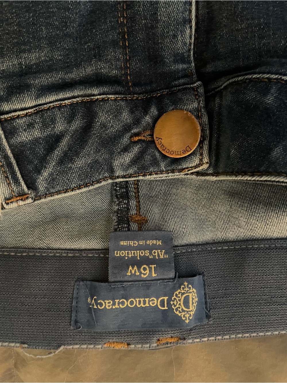 Democracy Men's Indigo Blue Stretch Denim Jeans